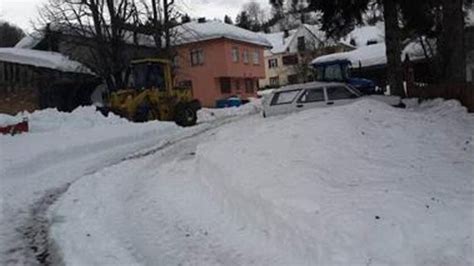 K­a­s­t­a­m­o­n­u­­d­a­ ­K­a­r­ ­N­e­d­e­n­i­y­l­e­ ­8­7­ ­K­ö­y­l­e­ ­U­l­a­ş­ı­m­ ­S­a­ğ­l­a­n­a­m­ı­y­o­r­
